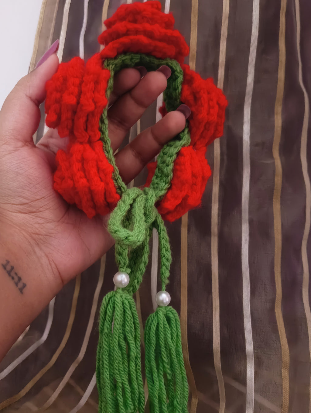 Red Rose Gajra