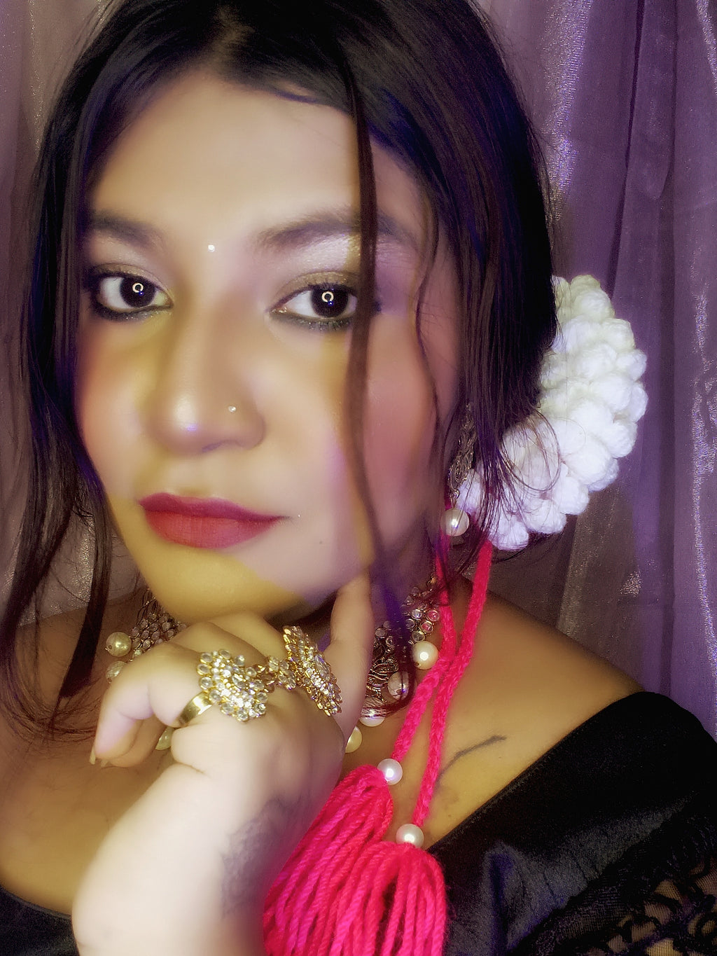 White Gajra